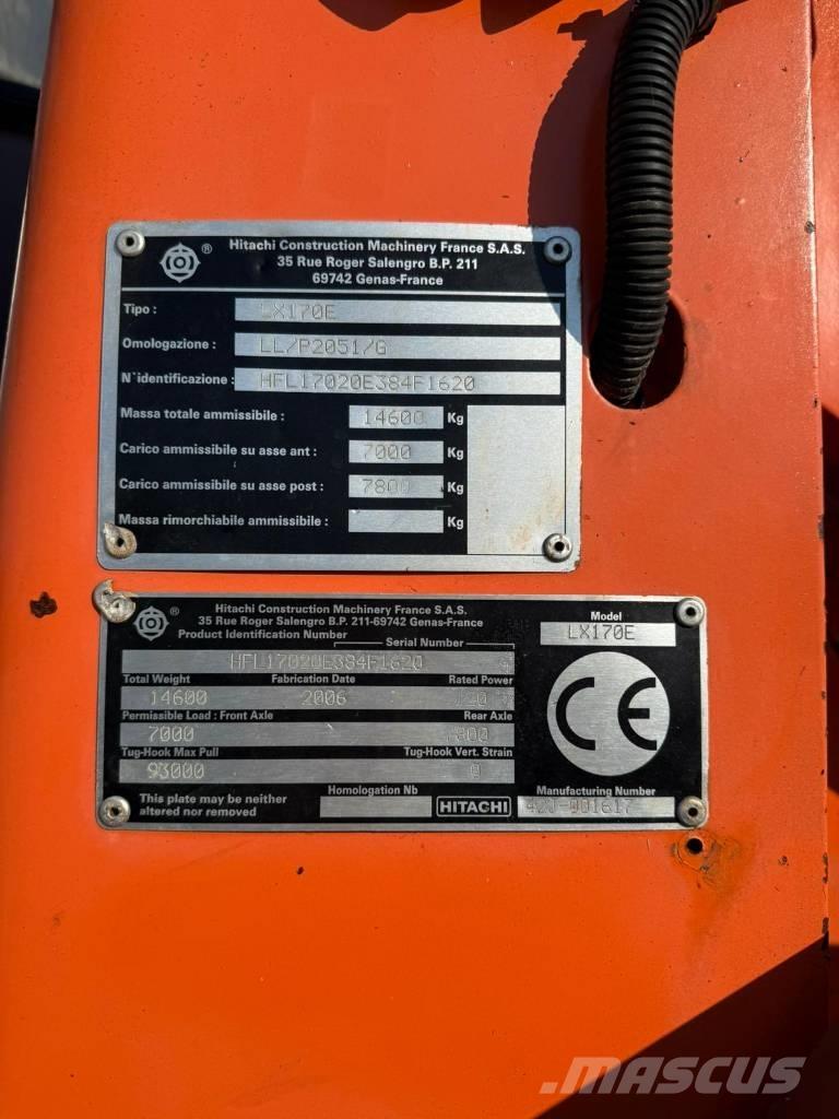 Hitachi LX 170 E Iekrāvēji uz riteņiem