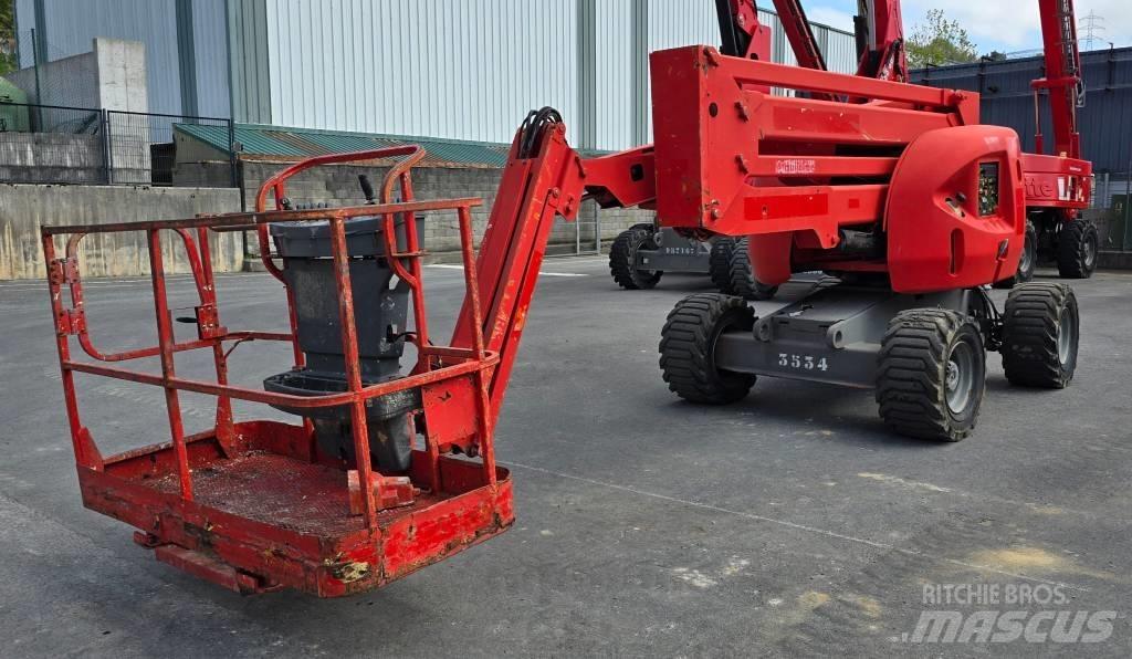 JLG 450 AJ II Strēles pacēlāji
