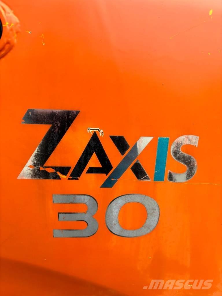 Hitachi ZX 30 Mini ekskavatori < 7 t