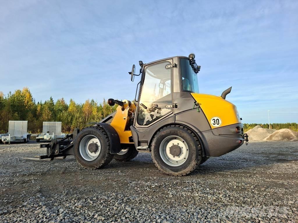 Mecalac AX850-HL Iekrāvēji uz riteņiem