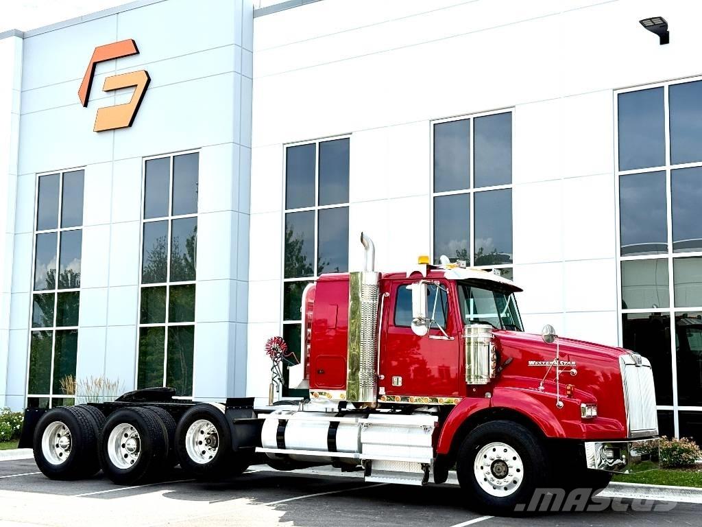 Western Star 4900 SB Vilcēji