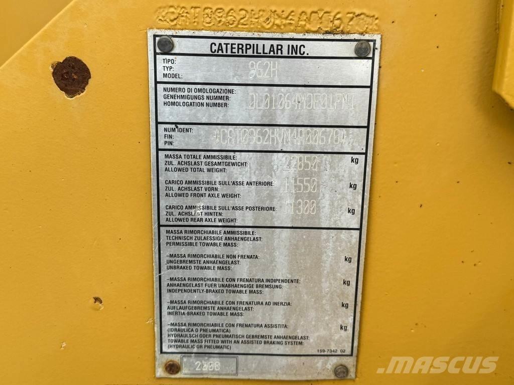 CAT 962H Iekrāvēji uz riteņiem