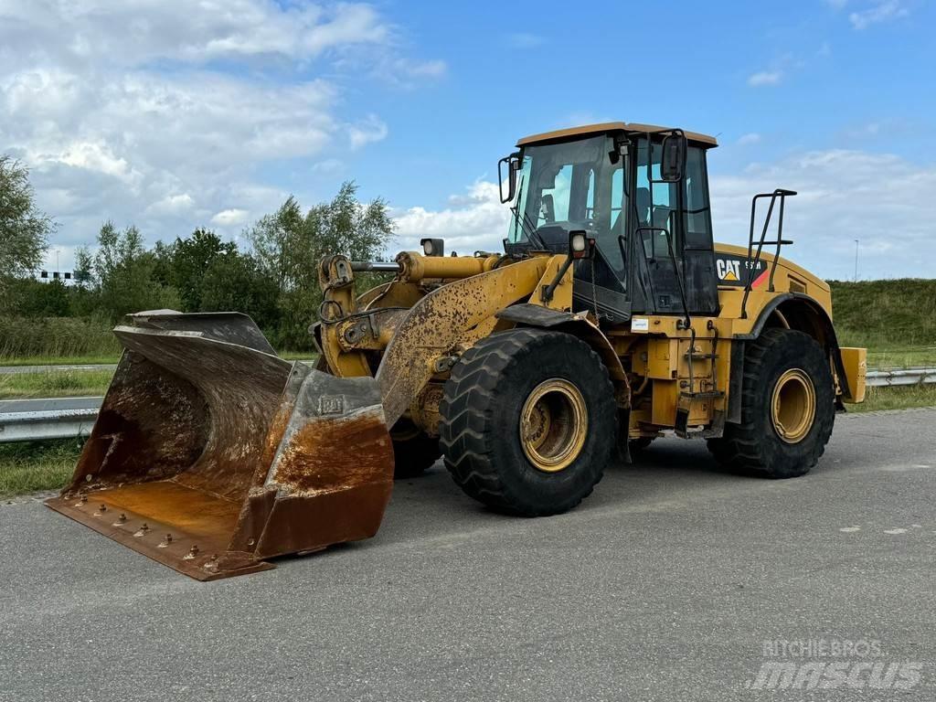 CAT 962H Iekrāvēji uz riteņiem