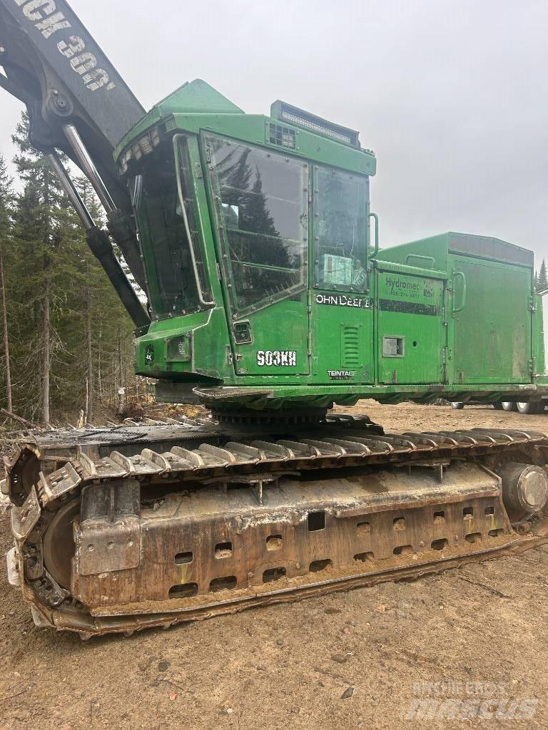 John Deere 903 K Harvesteri