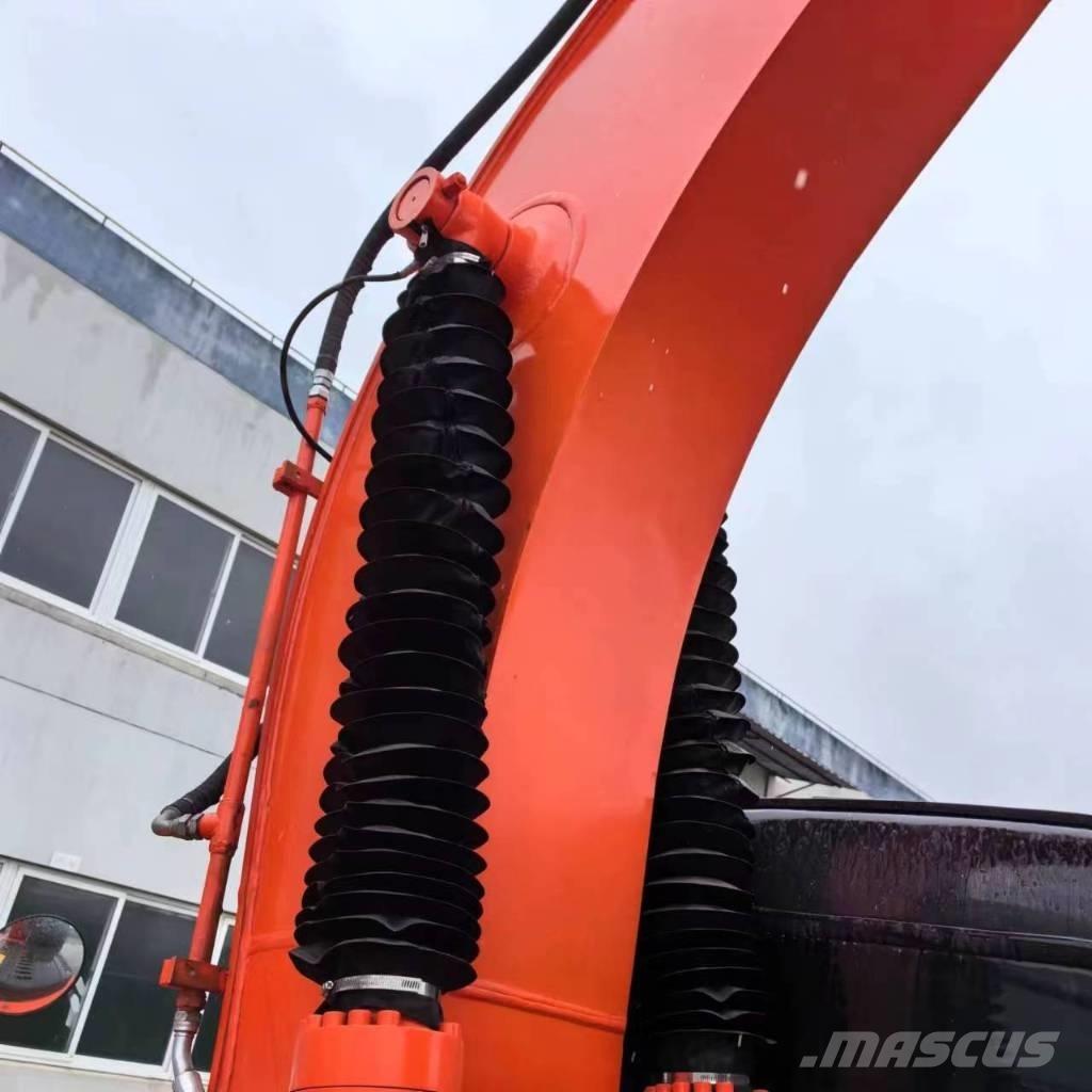 Hitachi ZX 120-3 Kāpurķēžu ekskavatori