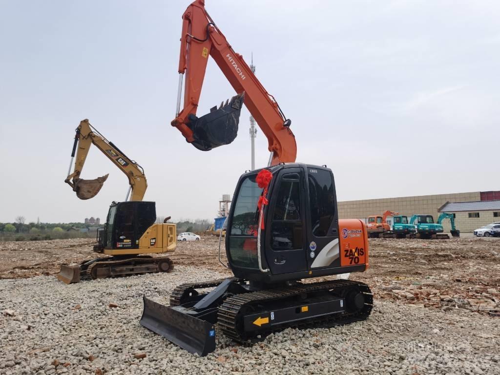 Hitachi ZX 70-5A Kāpurķēžu ekskavatori