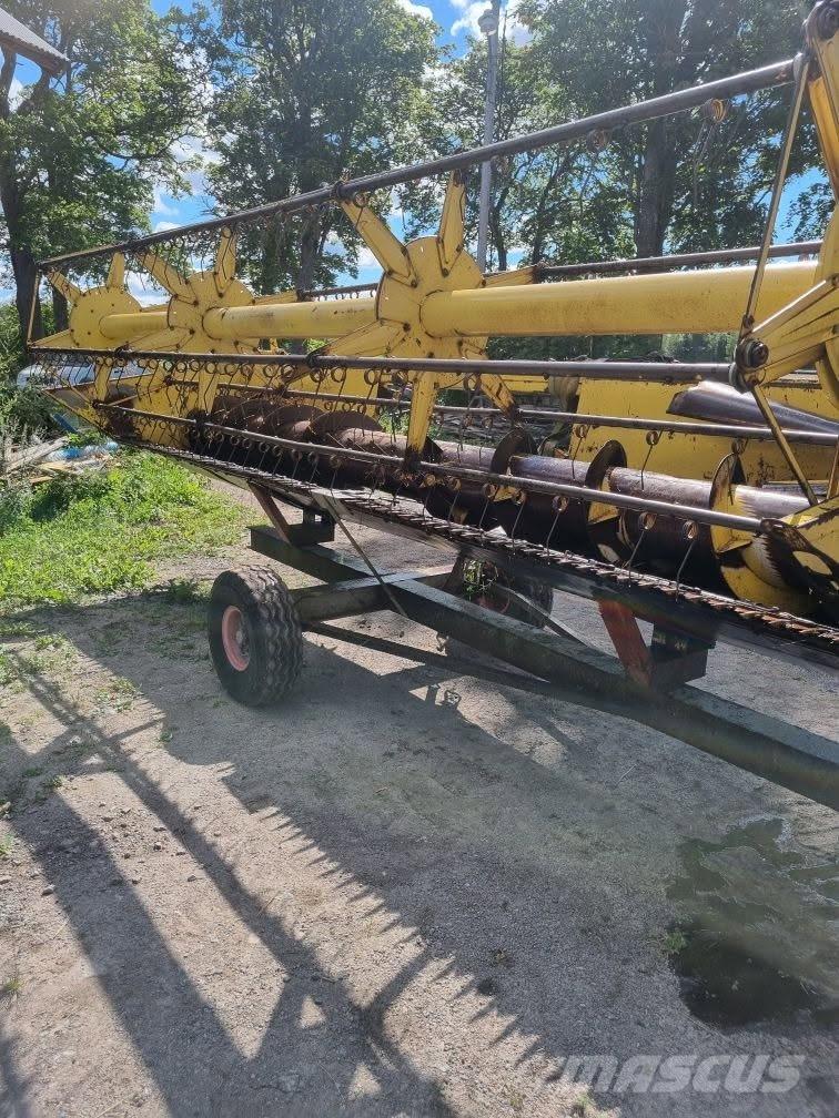 New Holland 8070, 20” Ražas novākšanas kombaini
