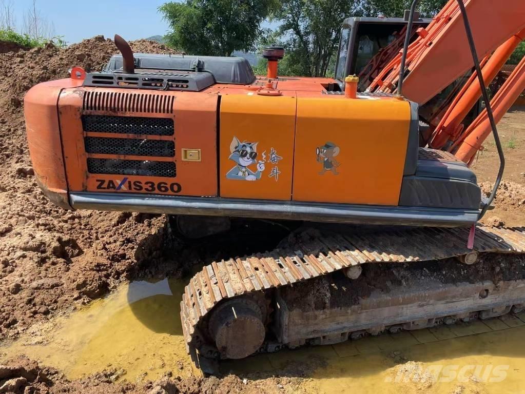 Hitachi ZX 360 Kāpurķēžu ekskavatori