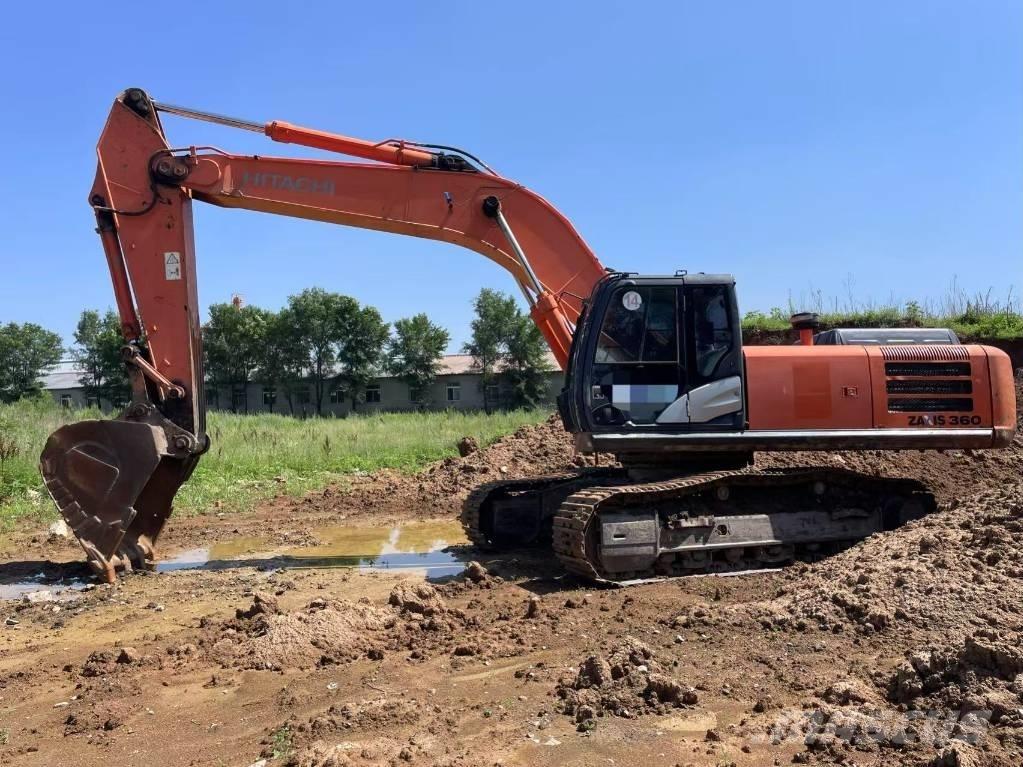 Hitachi ZX 360 Kāpurķēžu ekskavatori