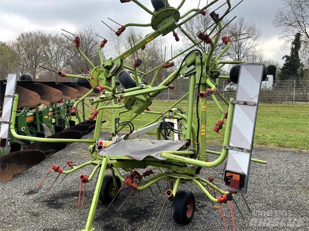 CLAAS VOLTO 770 Grābekļi un siena ārdītāji