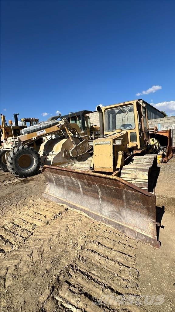 CAT D 4 C Kāpurķēžu buldozeri