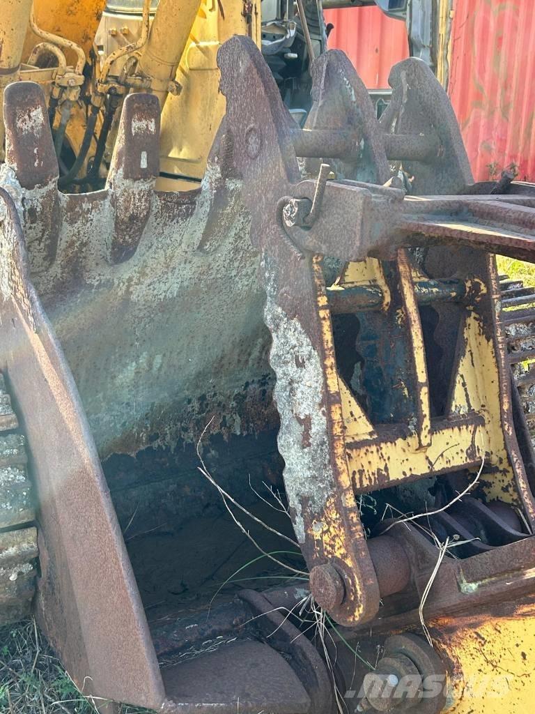 John Deere 120 Kāpurķēžu ekskavatori