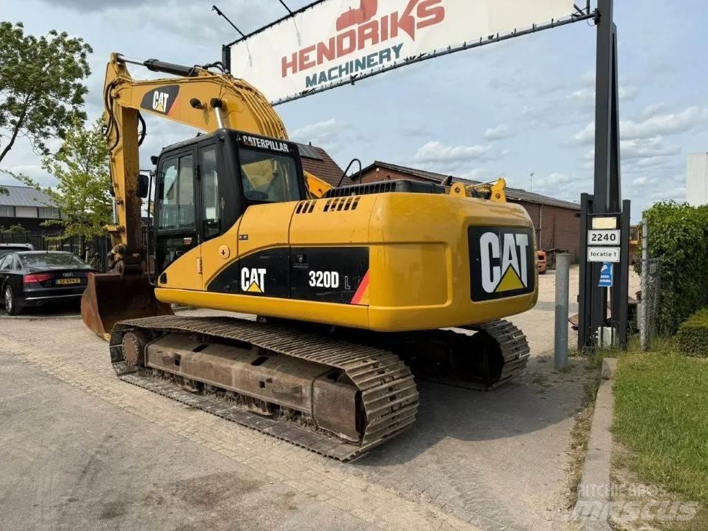 CAT 320DL Kāpurķēžu ekskavatori