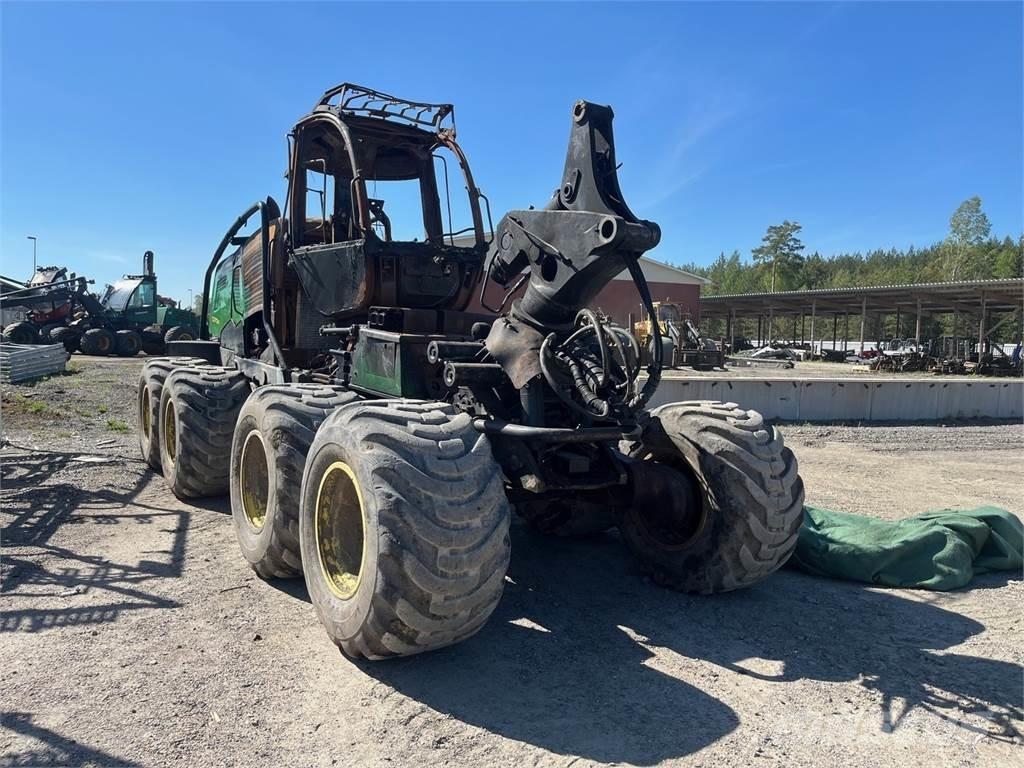 John Deere 1270E Harvesteri