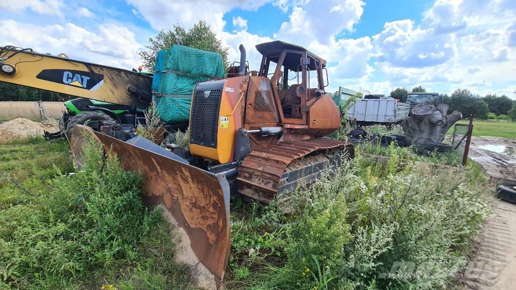 CASE 1150 M Sliedes, ķēdes un šasija