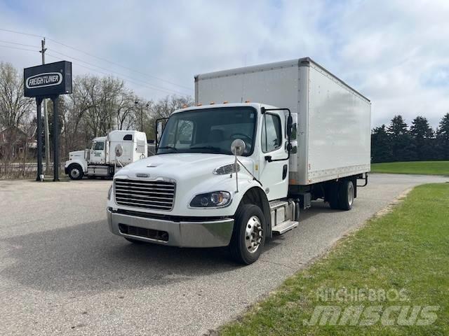 Freightliner M2106 Furgons