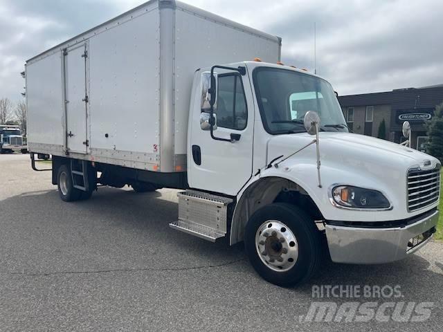 Freightliner M2106 Furgons