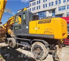 Hyundai R210W-7 Ekskavatori uz riteņiem