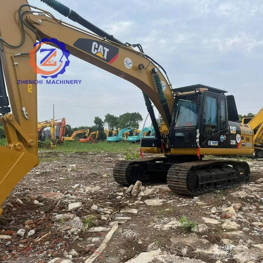 CAT 320 D2 Kāpurķēžu ekskavatori