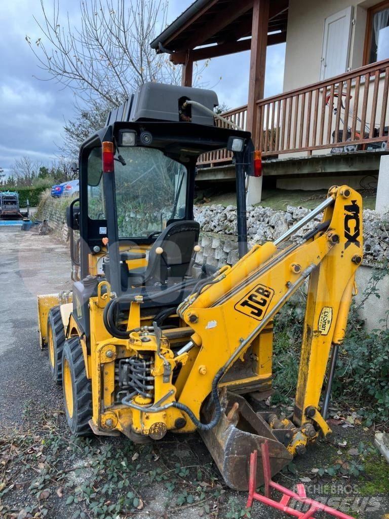 JCB 1 CX Ekskavatori-iekrāvēji