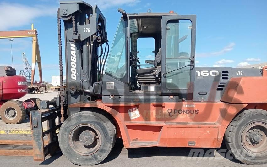 Doosan D160S-5 Tehnika ar dīzeļa dzinēju