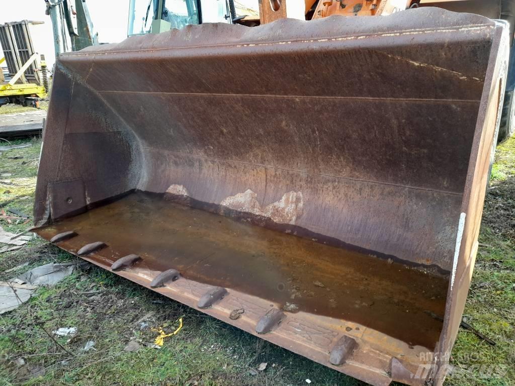 Doosan DL 420-3 Iekrāvēji uz riteņiem