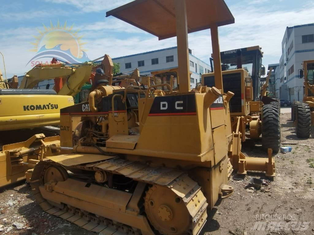 CAT D 3 C Kāpurķēžu buldozeri