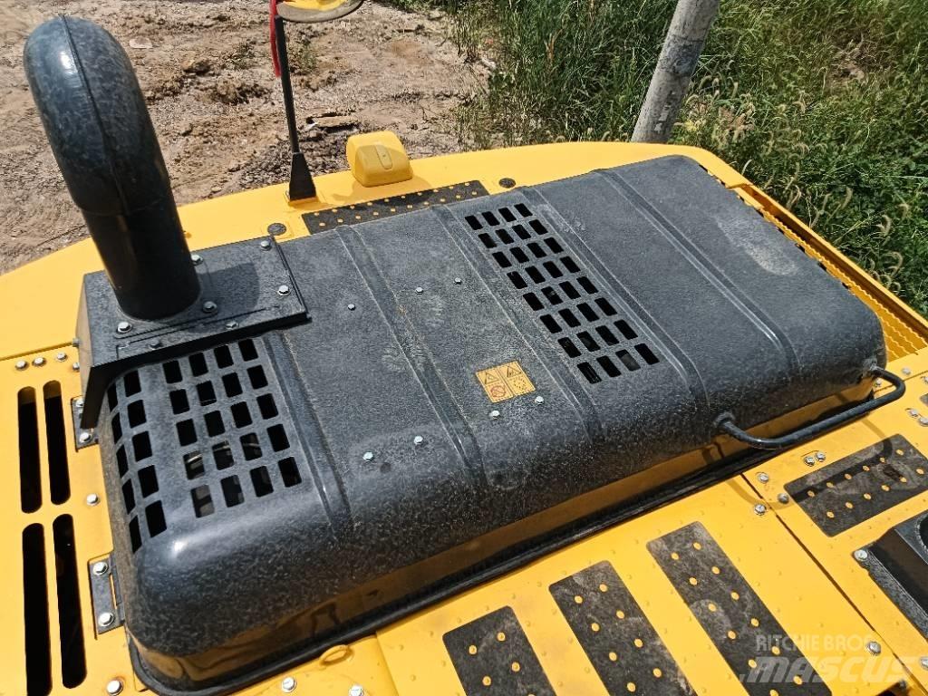 Komatsu PC 240 Kāpurķēžu ekskavatori