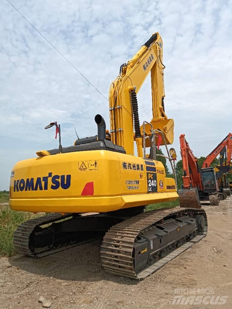 Komatsu PC 240 Kāpurķēžu ekskavatori