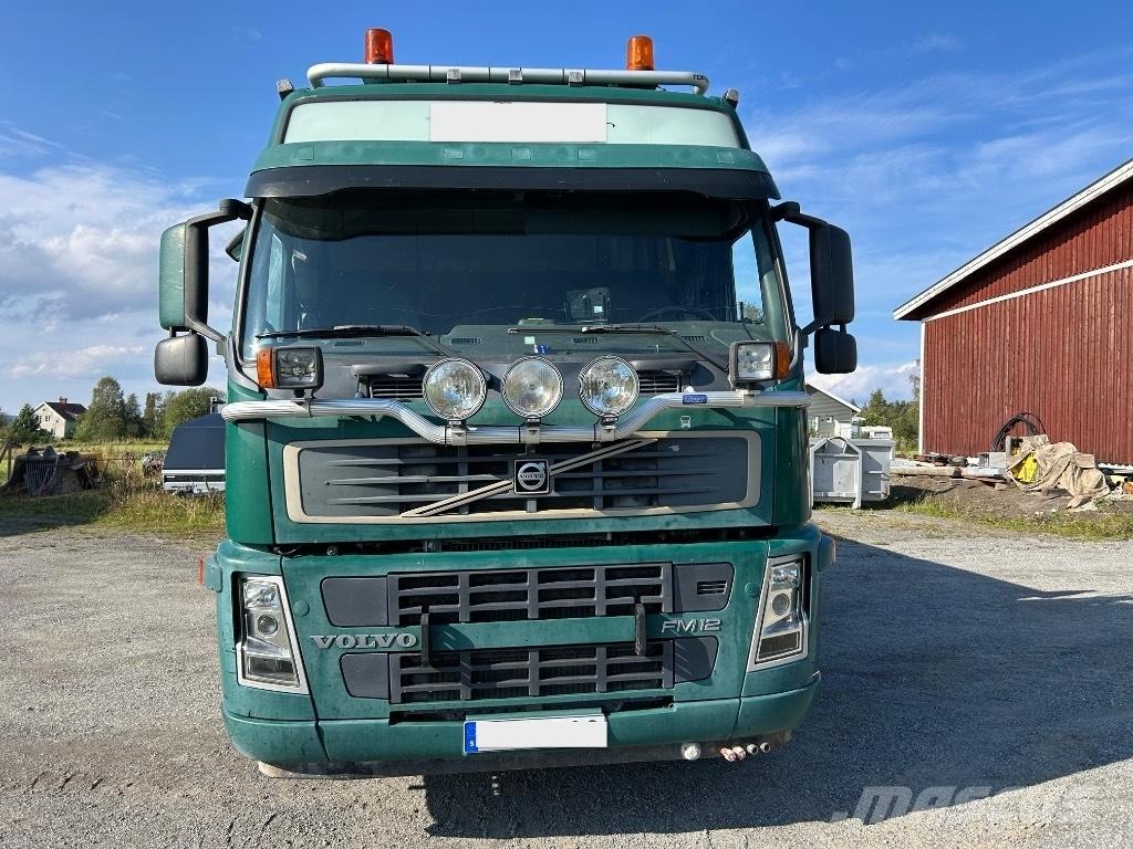 Volvo FM 12 460 Treileri ar āķi