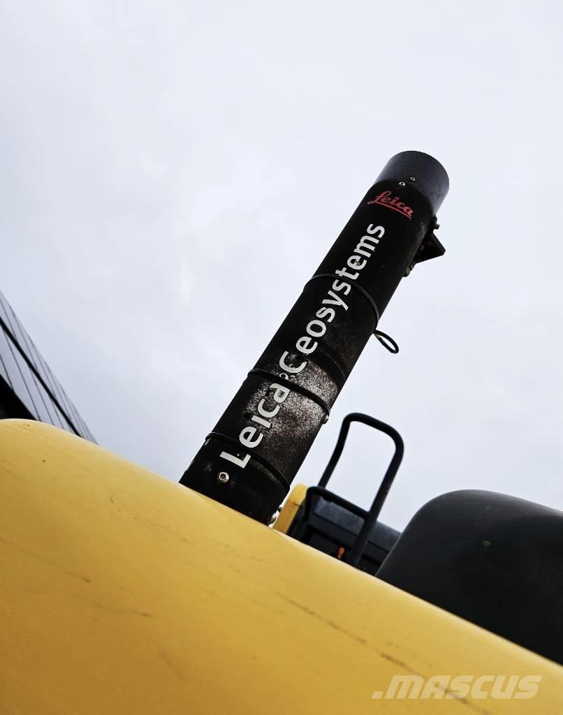 Komatsu HB 215 LC Kāpurķēžu ekskavatori