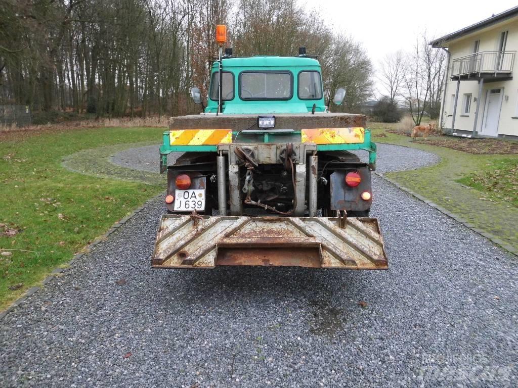 Unimog 406 Traktori
