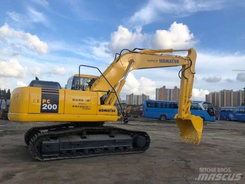 Komatsu PC 200-7 Kāpurķēžu ekskavatori