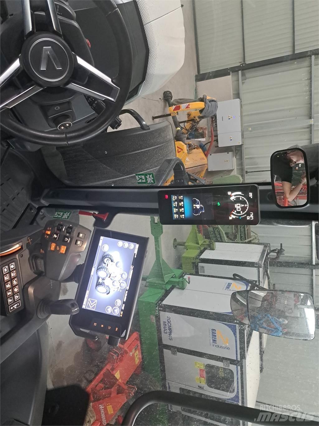 Valtra N155 Traktori