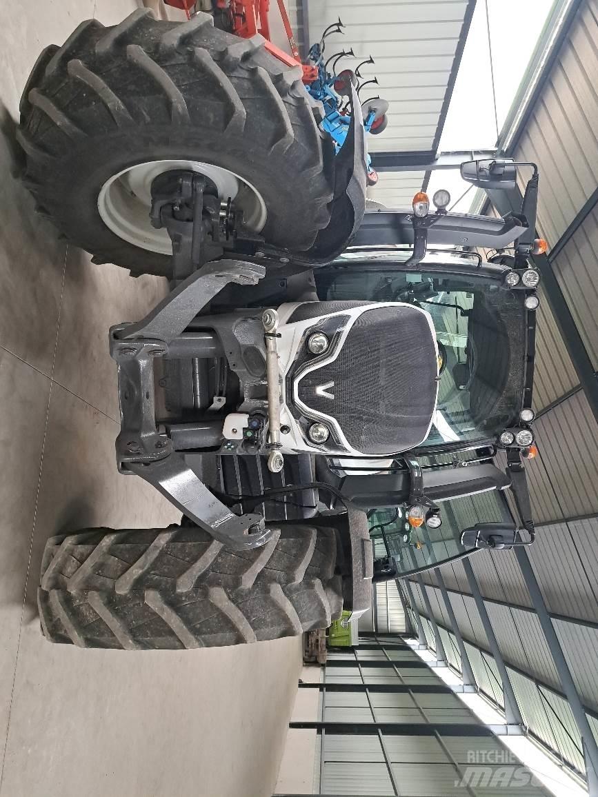 Valtra N155 Traktori