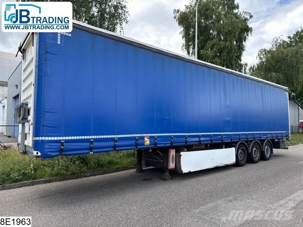 Fruehauf Tautliner Tents puspiekabes