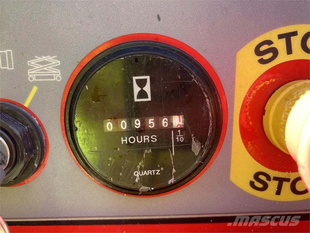 Manitou 120SC Šķerveida pacēlāji