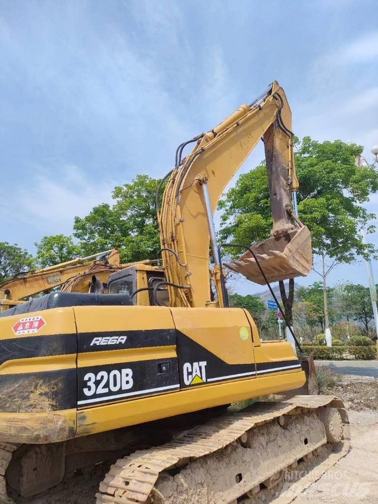 CAT 320 B Kāpurķēžu ekskavatori
