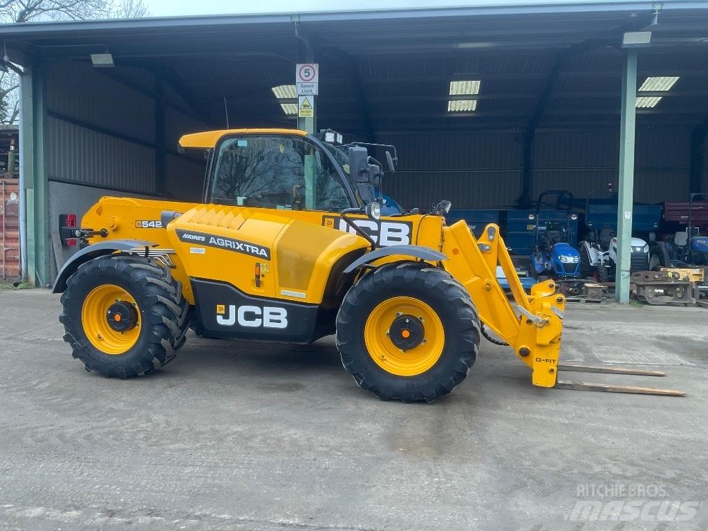 JCB 542-70 Agri Lauksaimniecības pacēlāji