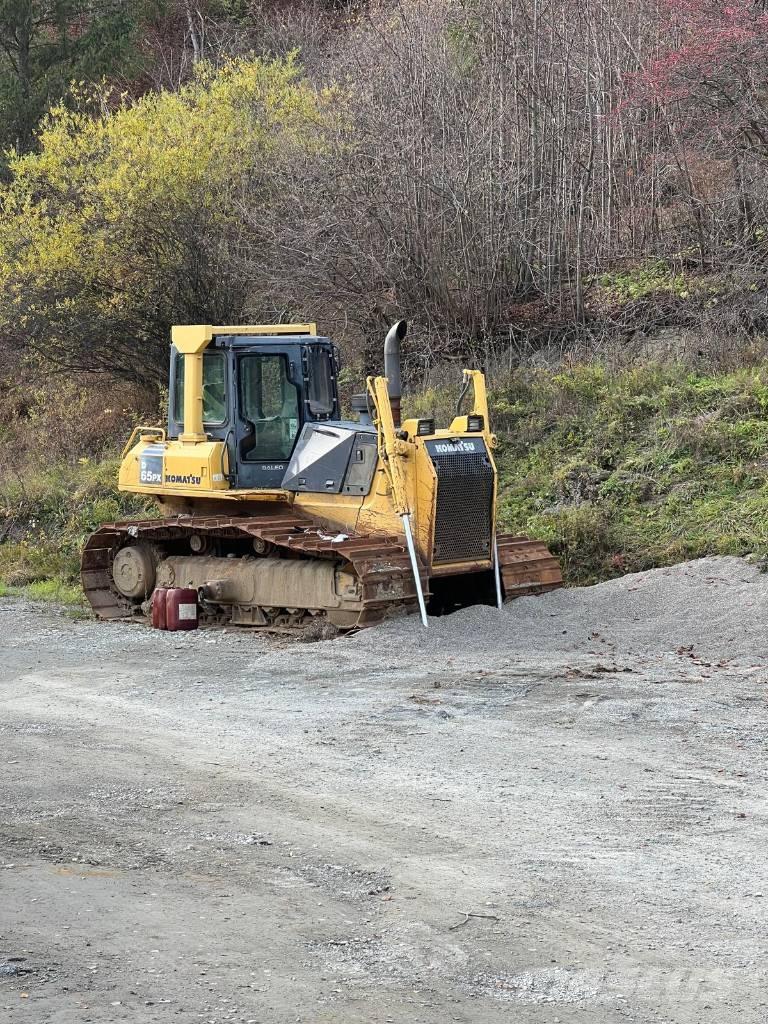 Komatsu D 65 PX Šasija un piekare