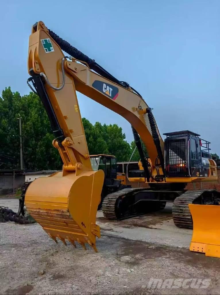 CAT 340 D L Kāpurķēžu ekskavatori