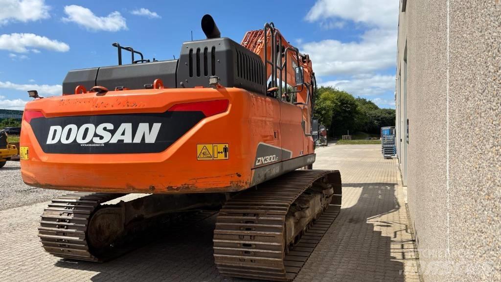 Doosan DX 300 LC-5 Kāpurķēžu ekskavatori