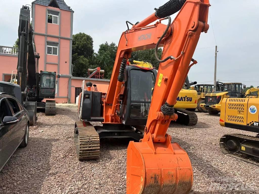 Hitachi ZX 70-5A Kāpurķēžu ekskavatori