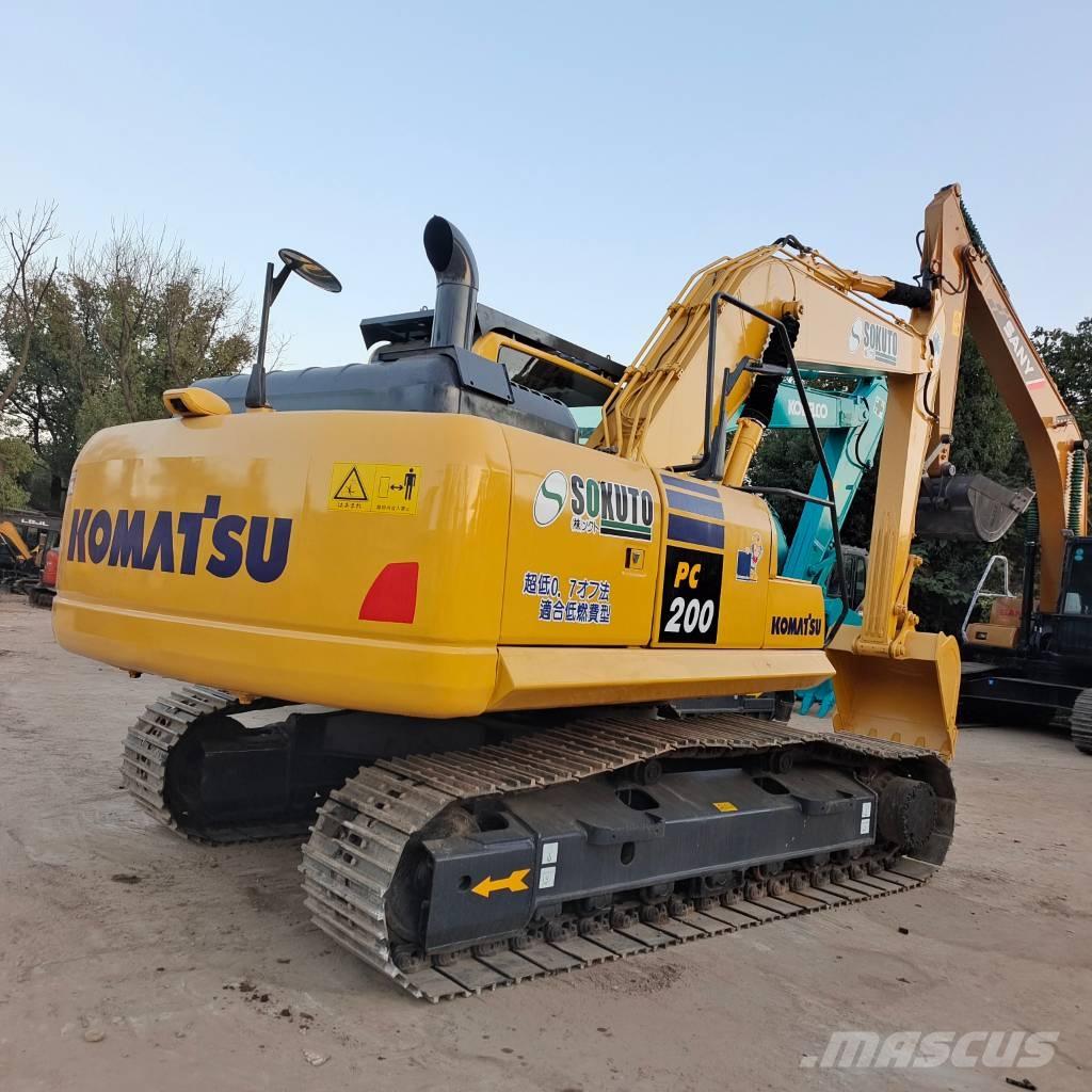 Komatsu PC 200-8 Kāpurķēžu ekskavatori