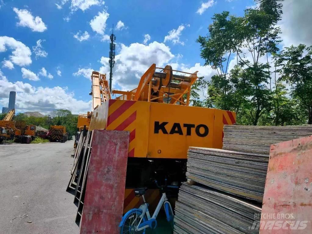 Kato NK 400 E Visurgājēji celtņi