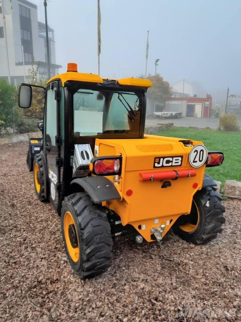 JCB 514-40 Teleskopiskie manipulatori