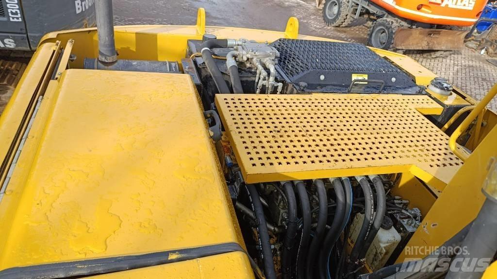 CAT M 313 C Ekskavatori uz riteņiem