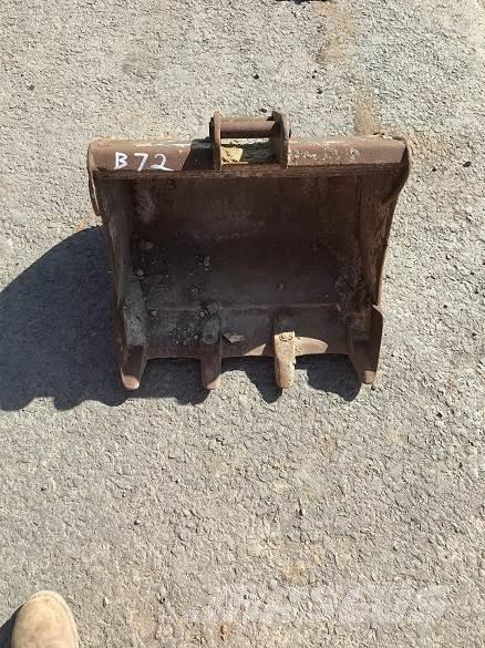  2' BUCKET, 30mm PINS Kausi