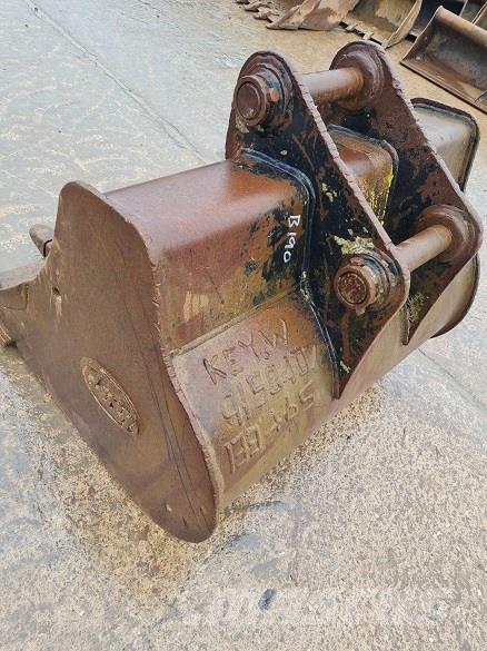  4' BUCKET, 65mm PINS Kausi