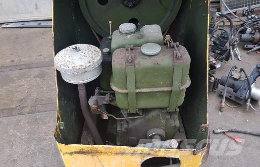  CEMENT MIXER Būvniecība- Citi